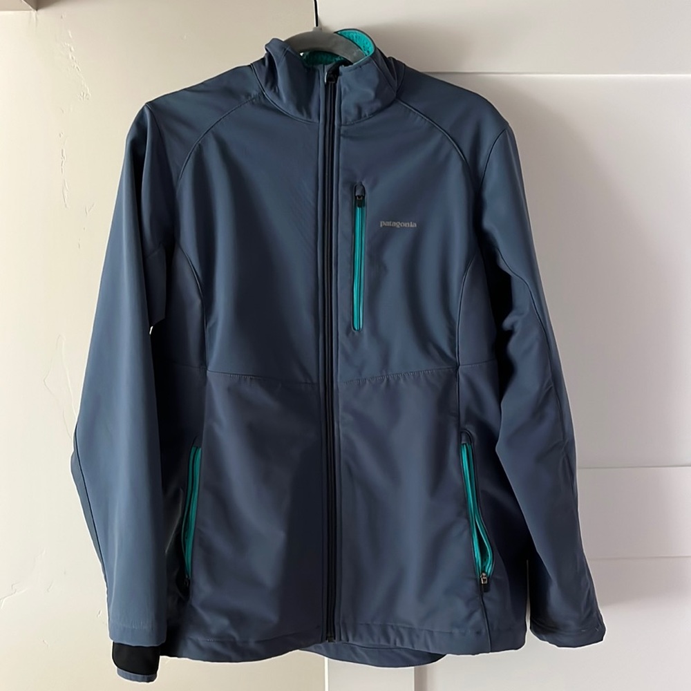 Patagonia windbreaker jacket